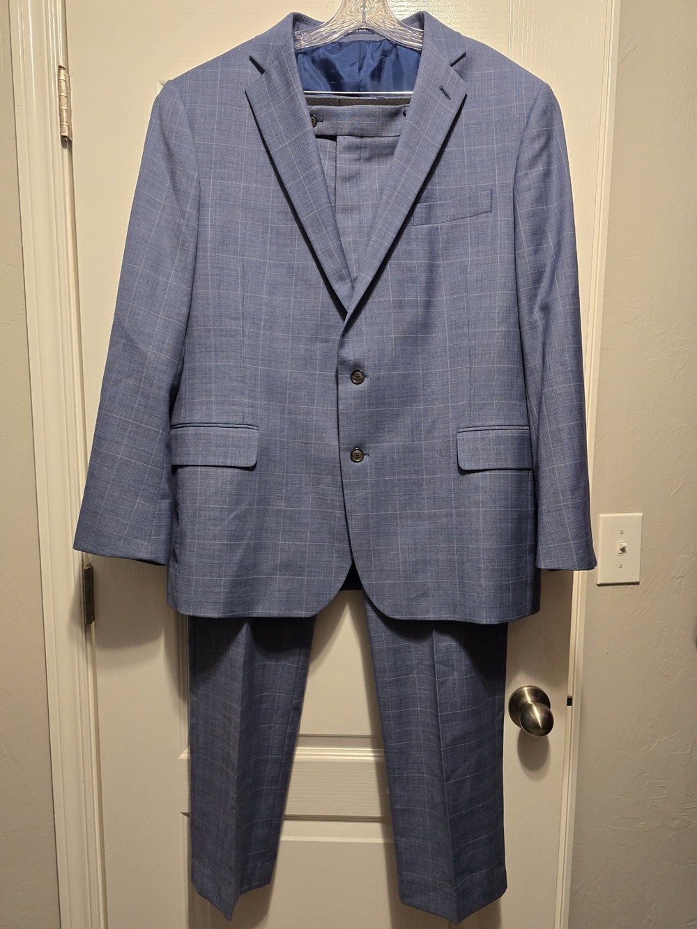 Stafford Tailored Culture Men's 2-Pc Blue Windowpane Suit 50R 40x34